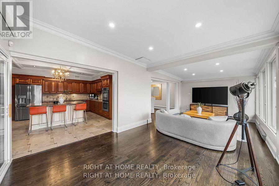 40 Heathview Avenue, Toronto, Ontario  M2K 2C1 - Photo 15 - C12774310