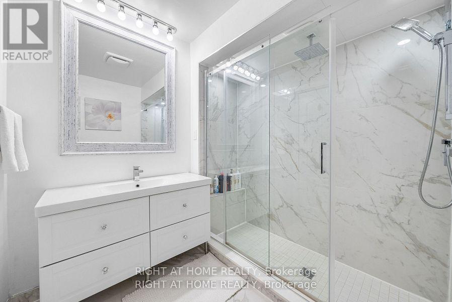 40 Heathview Avenue, Toronto, Ontario  M2K 2C1 - Photo 24 - C12774310