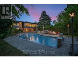 40 HEATHVIEW AVENUE, Toronto, Ontario