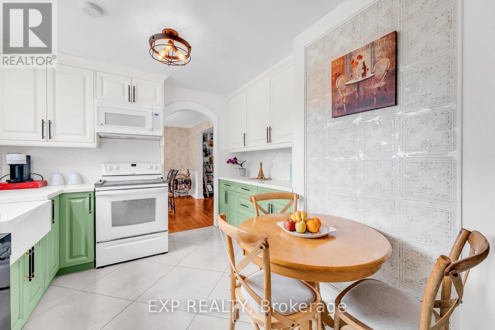 223 Violet Court, Oshawa, Ontario  L1G 3E6 - Photo 13 - E12774302