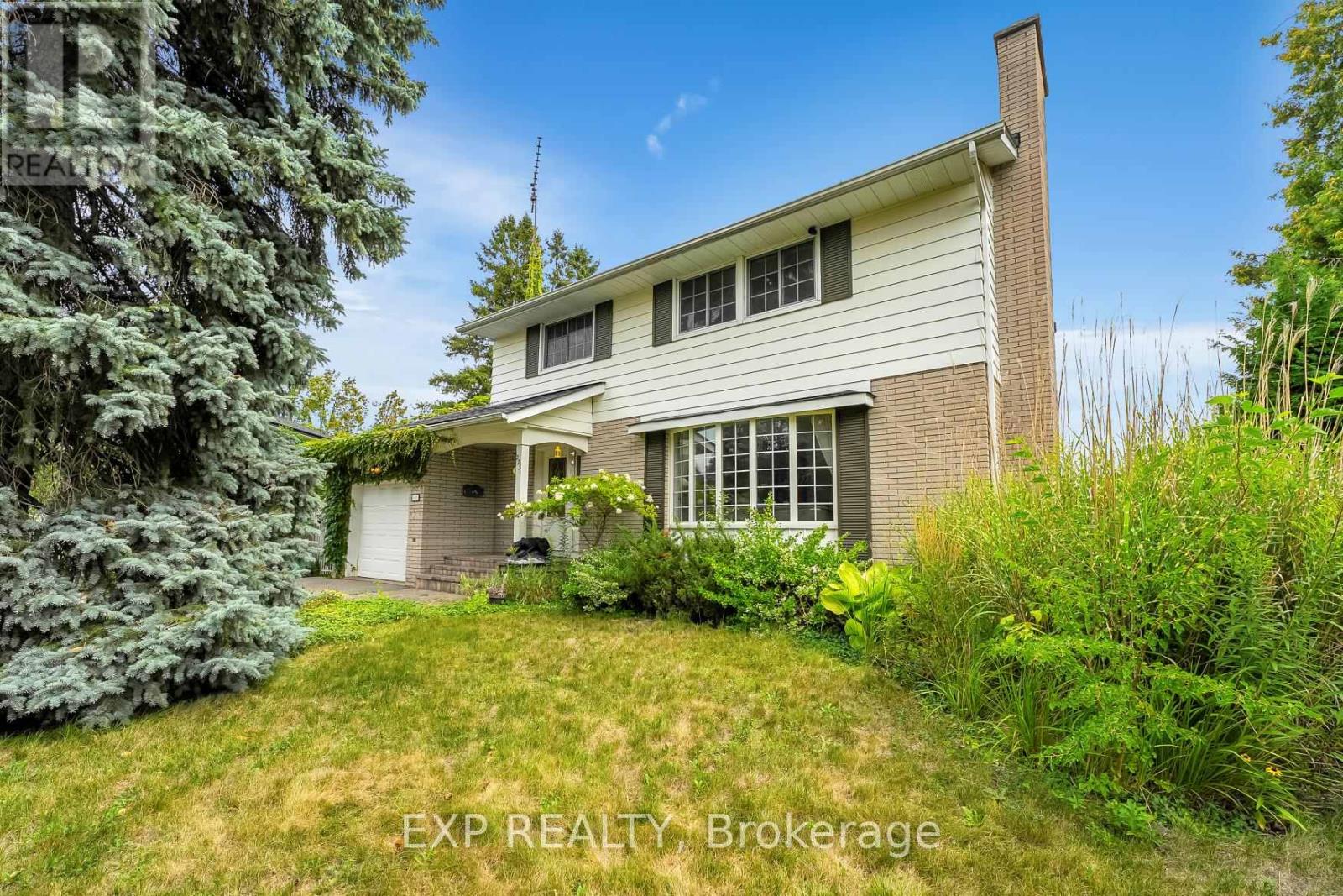 223 Violet Court, Oshawa, Ontario  L1G 3E6 - Photo 2 - E12774302