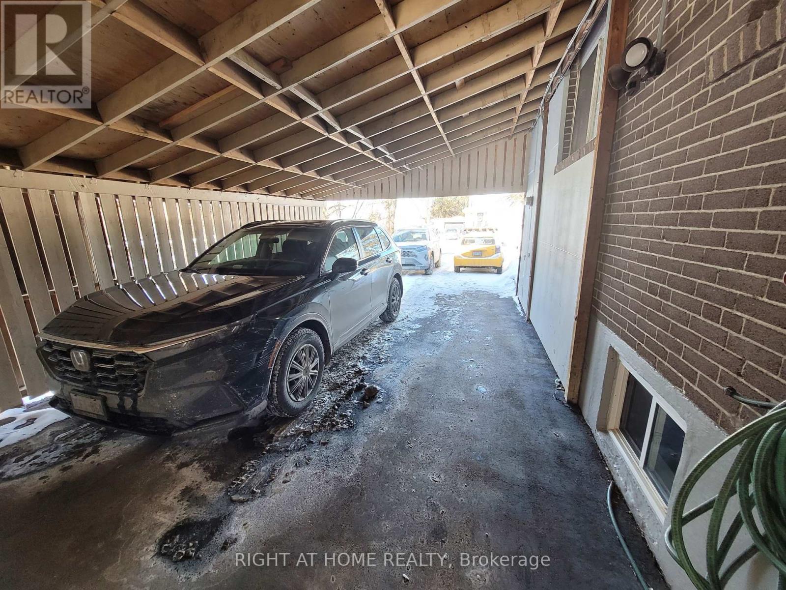 Main - 744 Botany Hill Crescent, Newmarket, Ontario  L3Y 3A8 - Photo 10 - N12774278