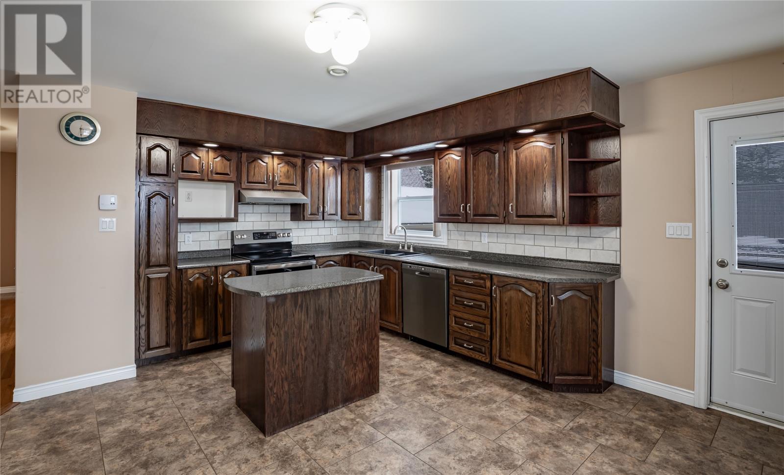 28 Milton Road, Paradise, Newfoundland & Labrador  A1L 1M7 - Photo 8 - 1294440