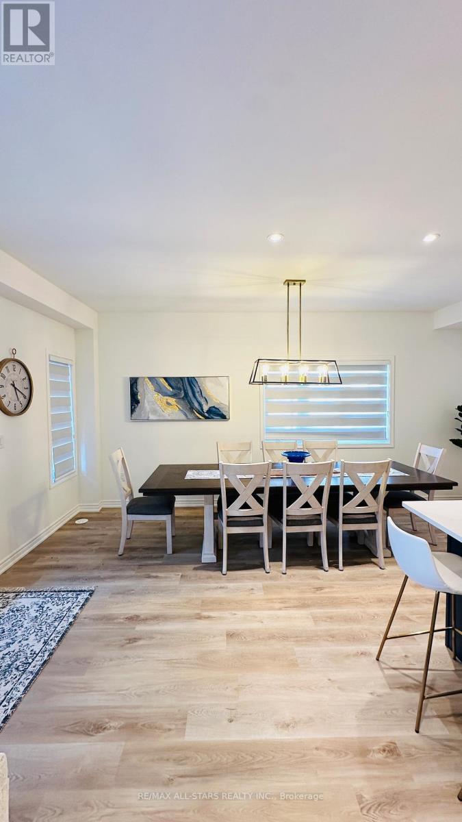 67 Wyn Wood Lane, Orillia, Ontario  L3V 8P7 - Photo 10 - S12774264