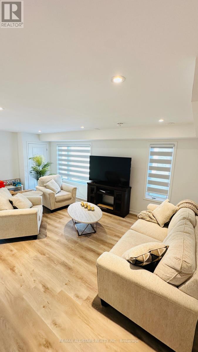 67 Wyn Wood Lane, Orillia, Ontario  L3V 8P7 - Photo 28 - S12774264