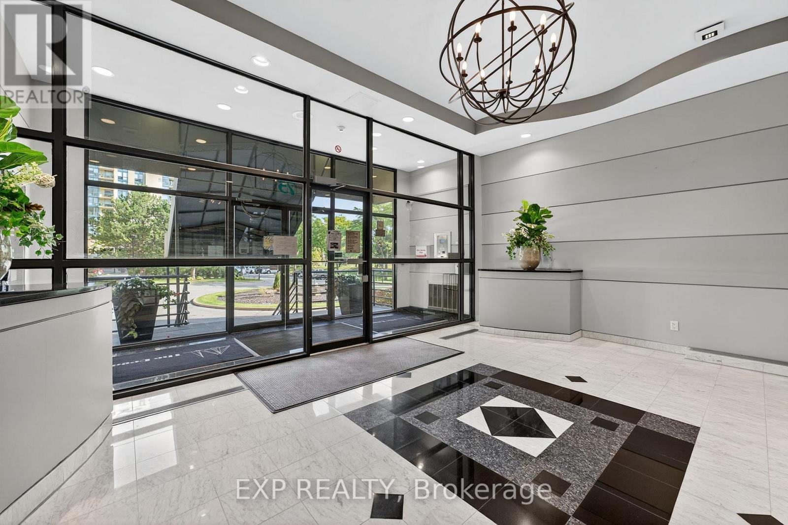 906 - 75 Ellen Street, Barrie, Ontario  L4N 7R6 - Photo 3 - S12774300