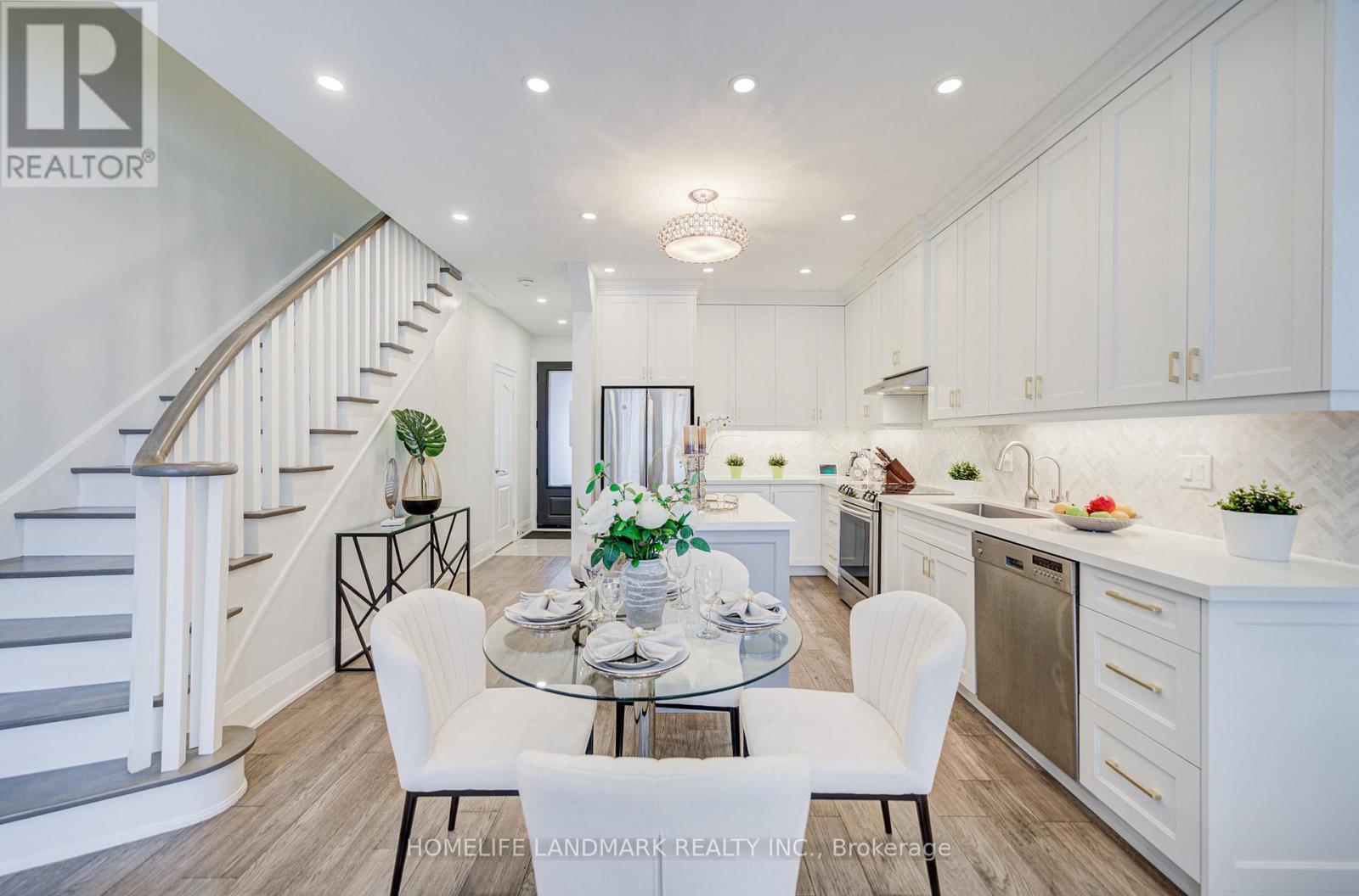 16 Gauguin Avenue, Vaughan, Ontario  L4J 9J7 - Photo 8 - N12774326