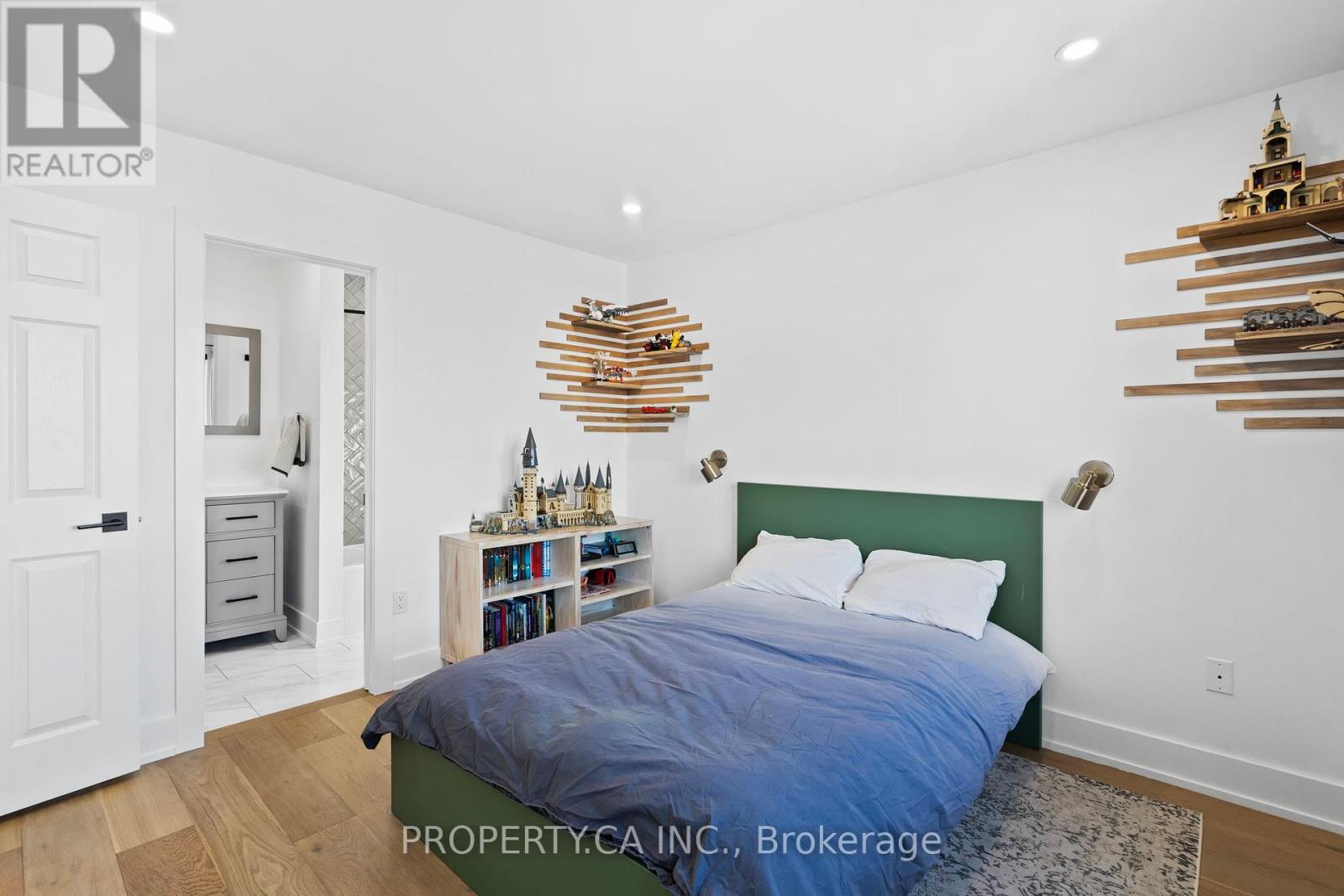 44 Andrew Hill Drive, Vaughan, Ontario  L4H 0H3 - Photo 25 - N12774328