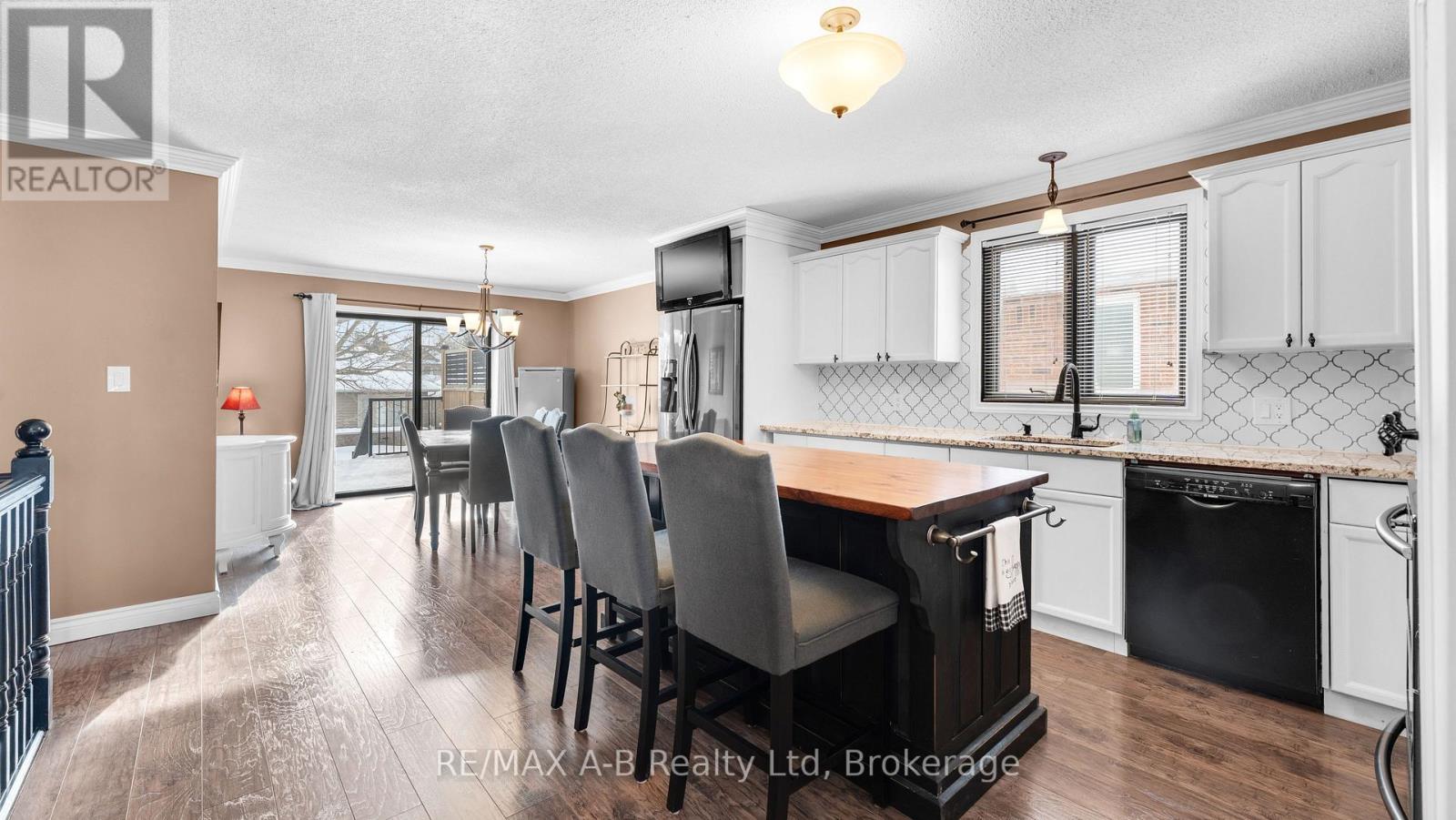 87 Napier Street, West Perth, Ontario  N0K 1N0 - Photo 8 - X12773326