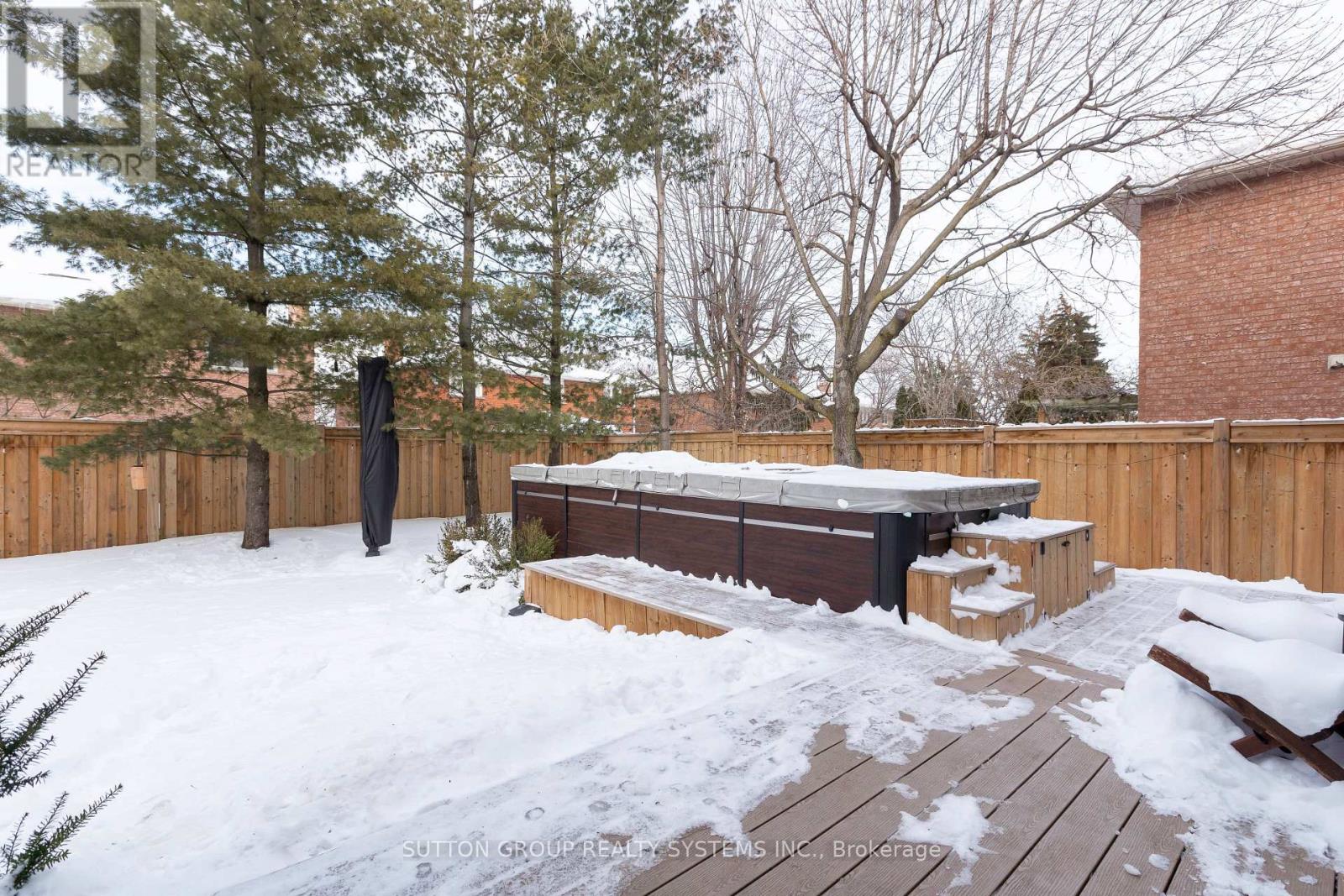 1135 Manor Road, Oakville, Ontario  L6M 1G3 - Photo 31 - W12774292