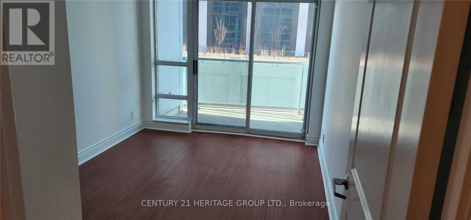 702 - 1910 Lake Shore Boulevard W, Toronto (High Park-Swansea), Ontario  M6S 1A2 - Photo 15 - W12774308