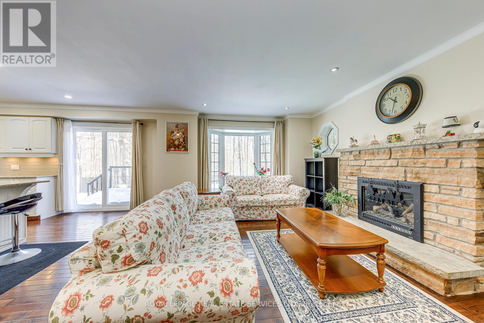 1462 Grand Boulevard, Oakville, Ontario  L6H 3E6 - Photo 18 - W12774316