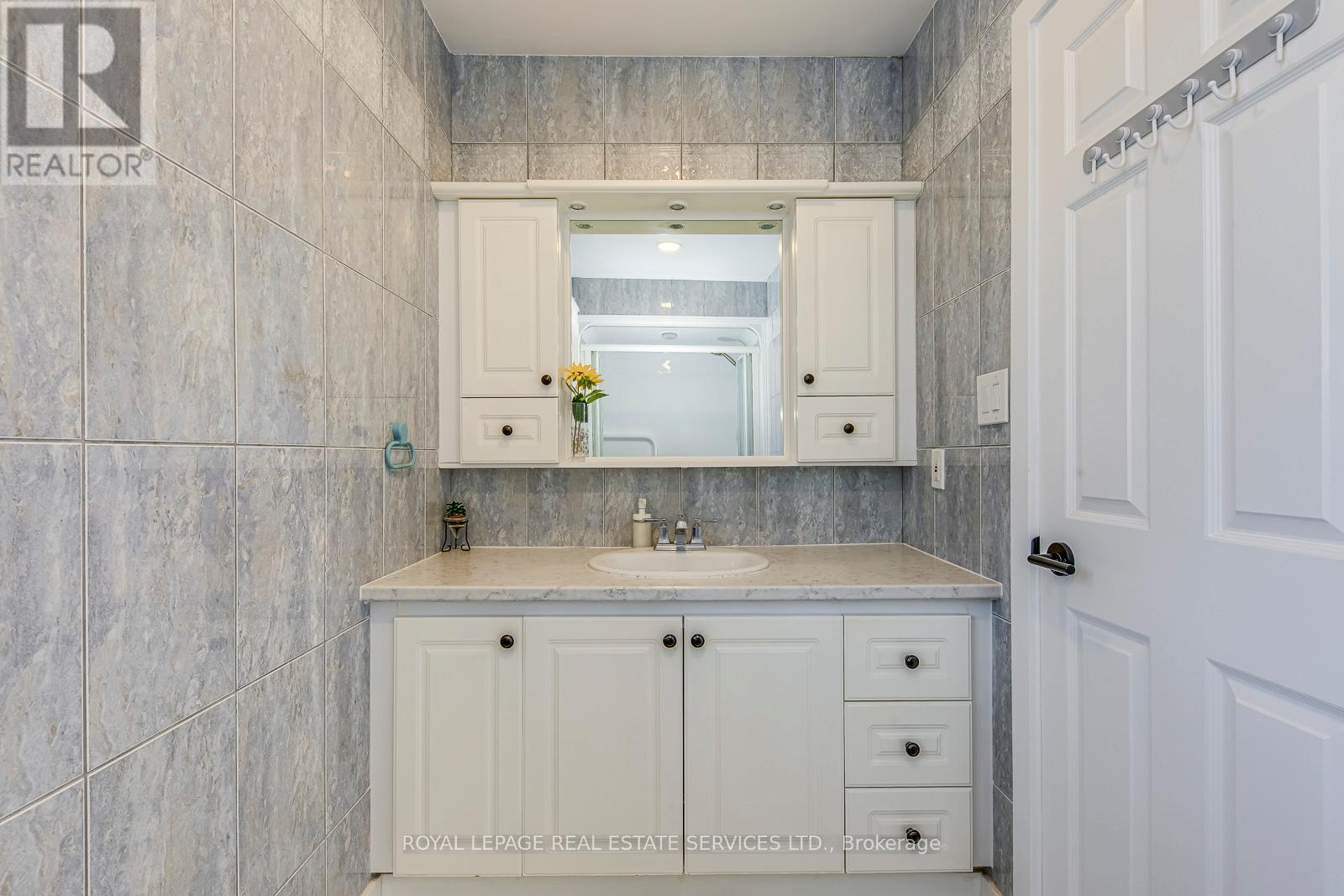 1462 Grand Boulevard, Oakville, Ontario  L6H 3E6 - Photo 31 - W12774316