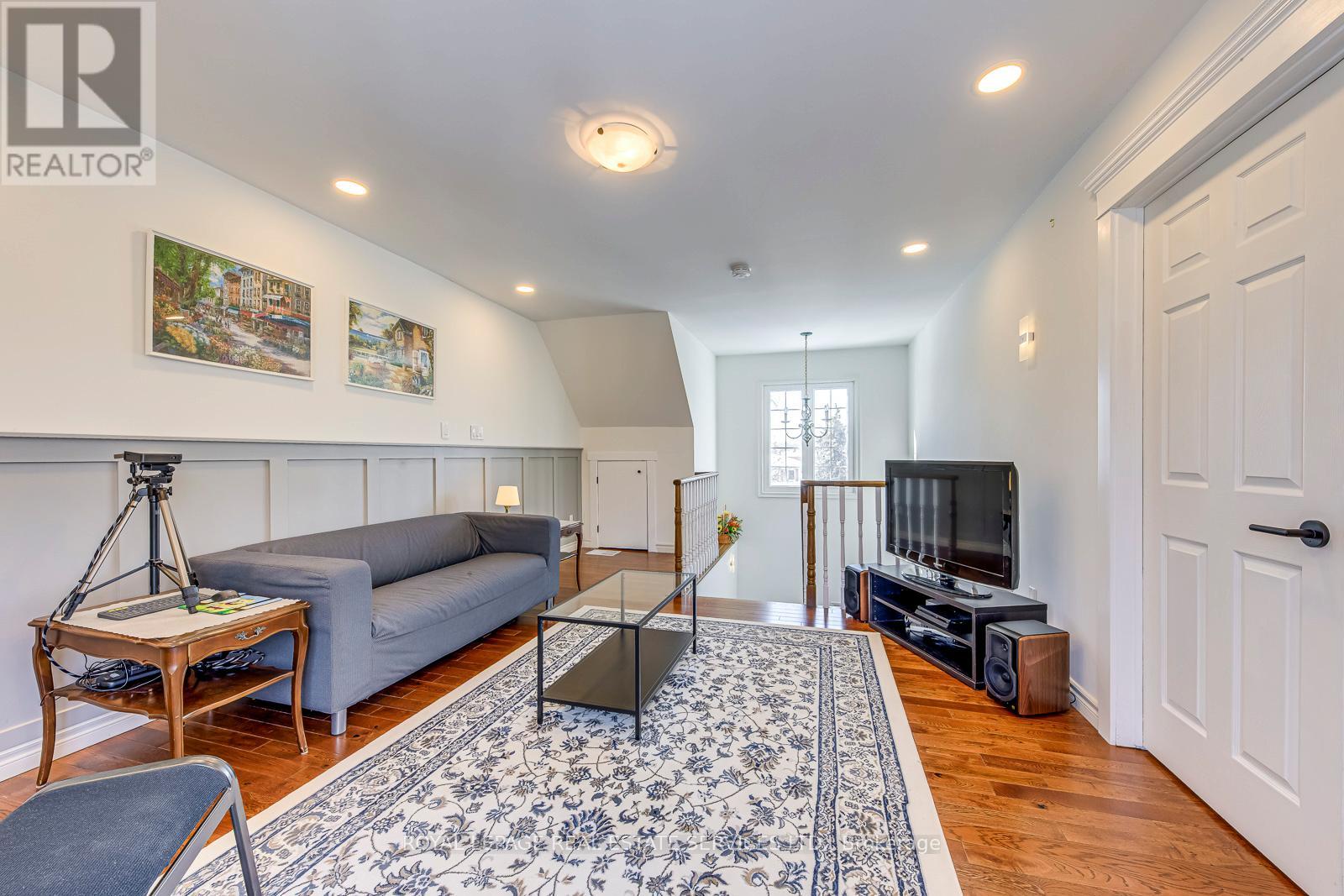 1462 Grand Boulevard, Oakville, Ontario  L6H 3E6 - Photo 36 - W12774316