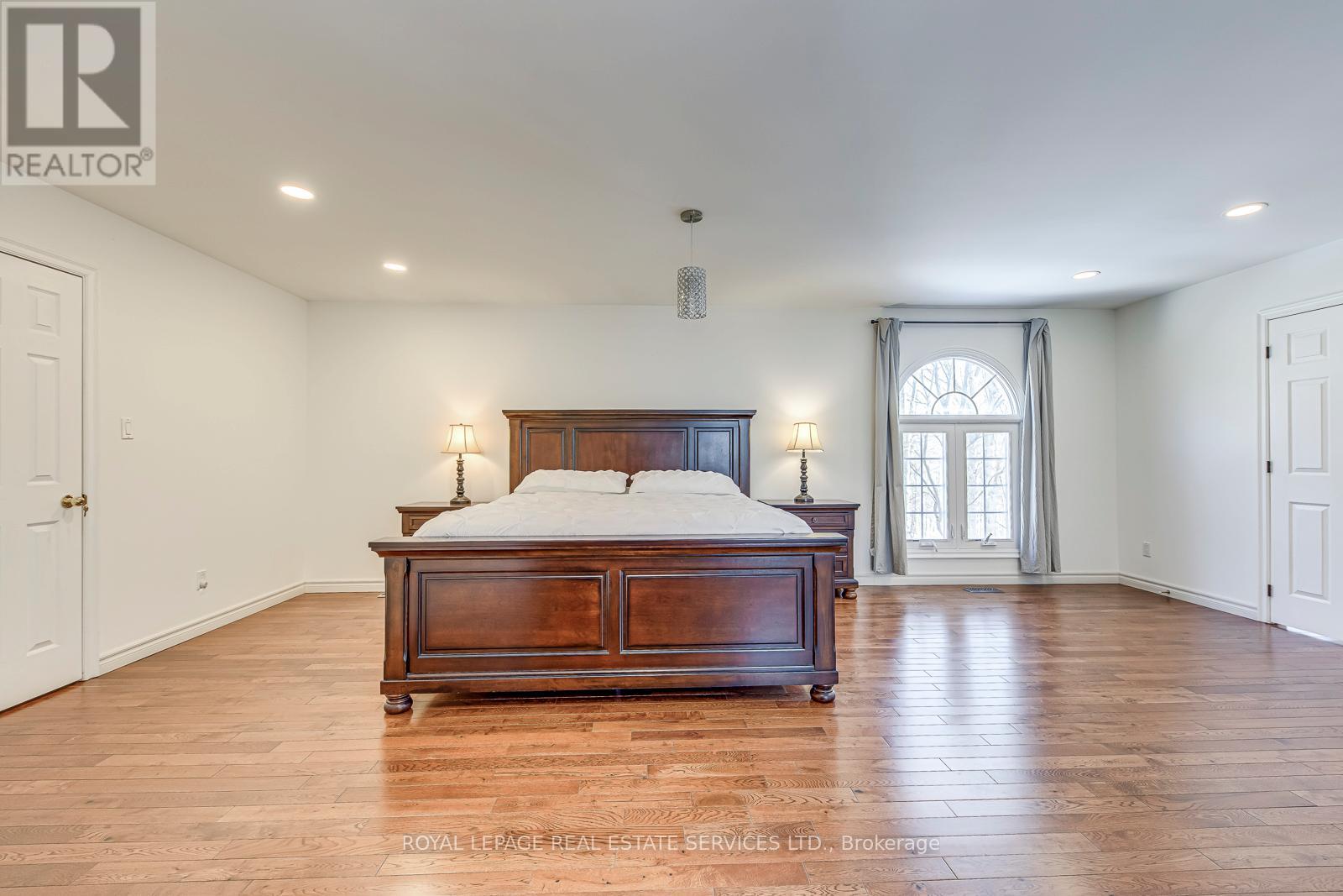 1462 Grand Boulevard, Oakville, Ontario  L6H 3E6 - Photo 38 - W12774316