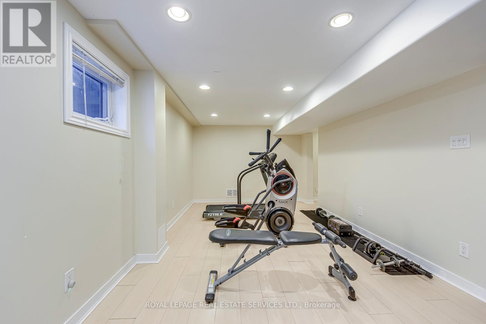 1462 Grand Boulevard, Oakville, Ontario  L6H 3E6 - Photo 45 - W12774316