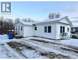 12 Chestnut Street, woodstock, New Brunswick