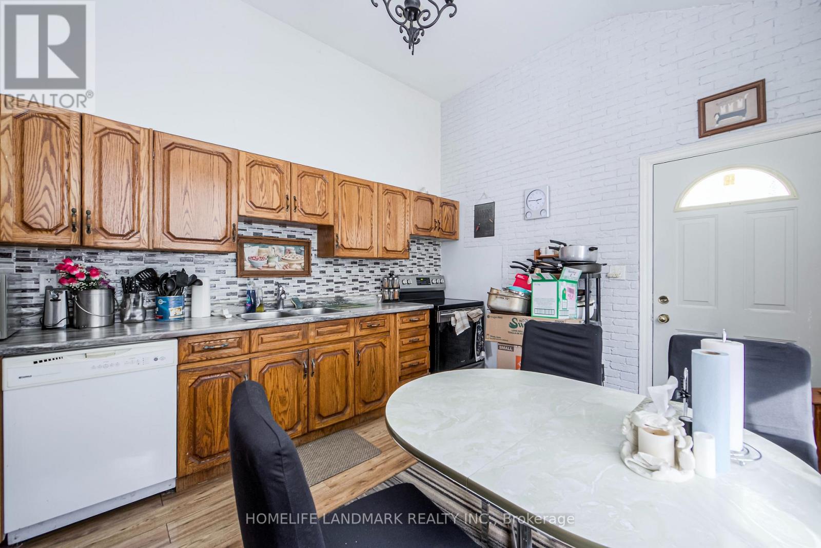 121 Pandora Circle, Toronto, Ontario  M1H 1V8 - Photo 6 - E12774218