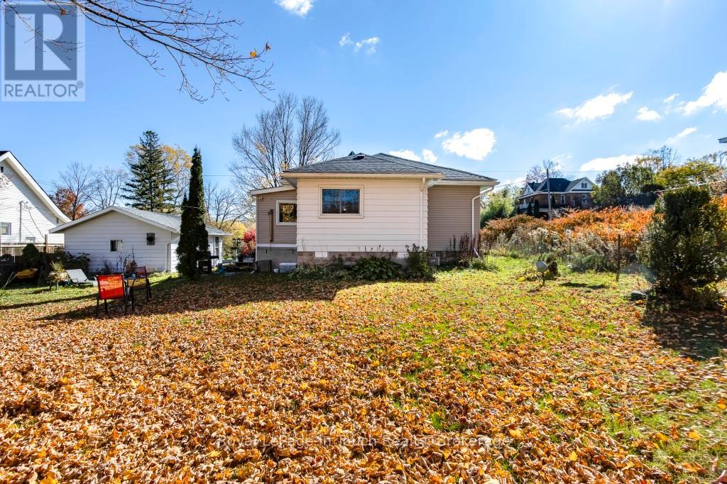 450 Assiniboia Street, Tay (Port Mcnicoll), Ontario  L0K 1R0 - Photo 21 - S12774362