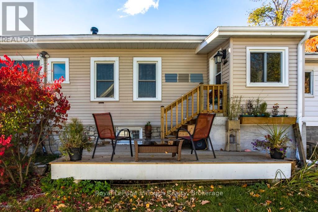 450 Assiniboia Street, Tay (Port Mcnicoll), Ontario  L0K 1R0 - Photo 3 - S12774362