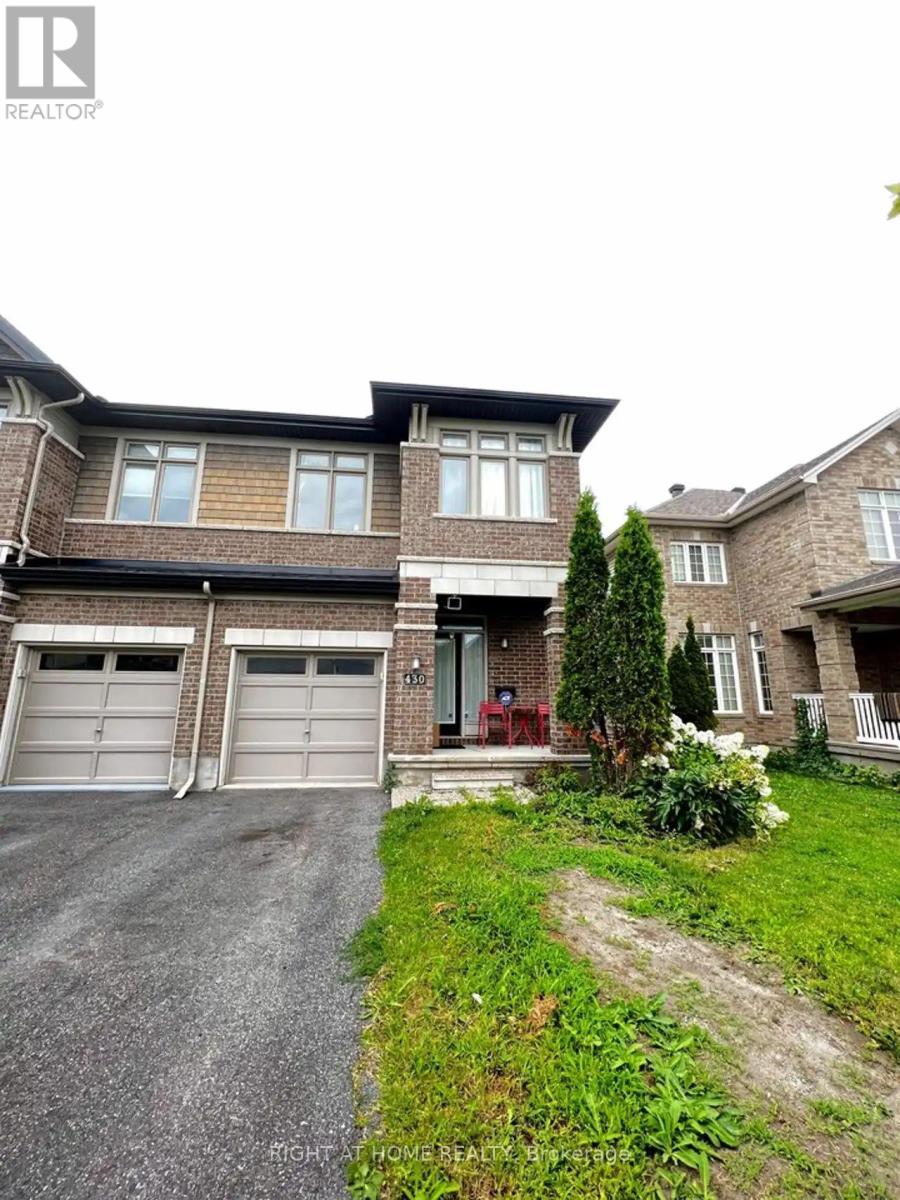 430 Cooks Mills Crescent, Ottawa, Ontario  K1V 2M9 - Photo 3 - X12774336