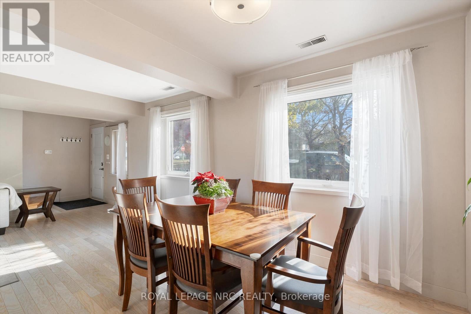 89 1/2 Albert Street, St. Catharines, Ontario  L2R 2H2 - Photo 15 - X12774344