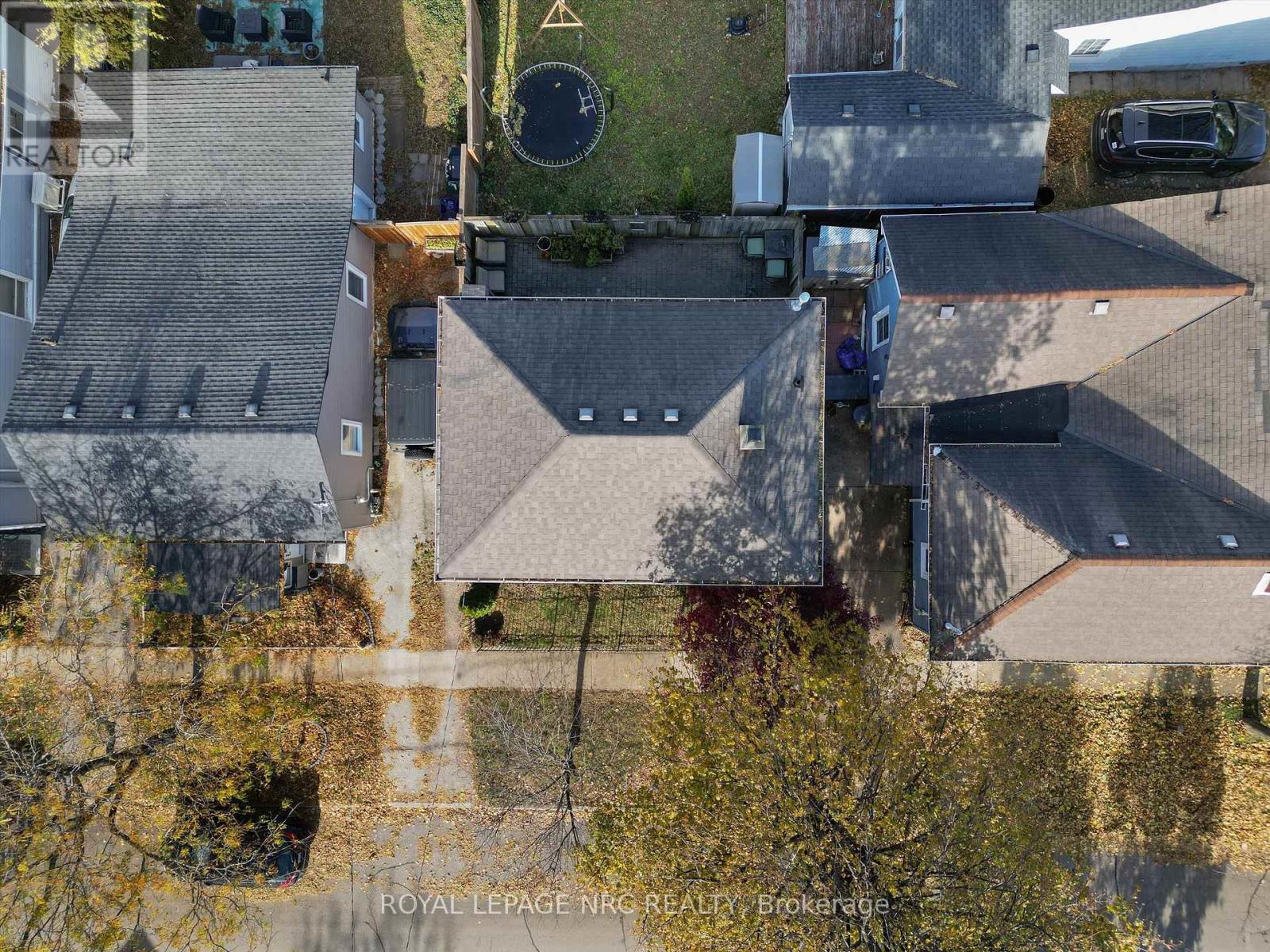 89 1/2 Albert Street, St. Catharines, Ontario  L2R 2H2 - Photo 31 - X12774344