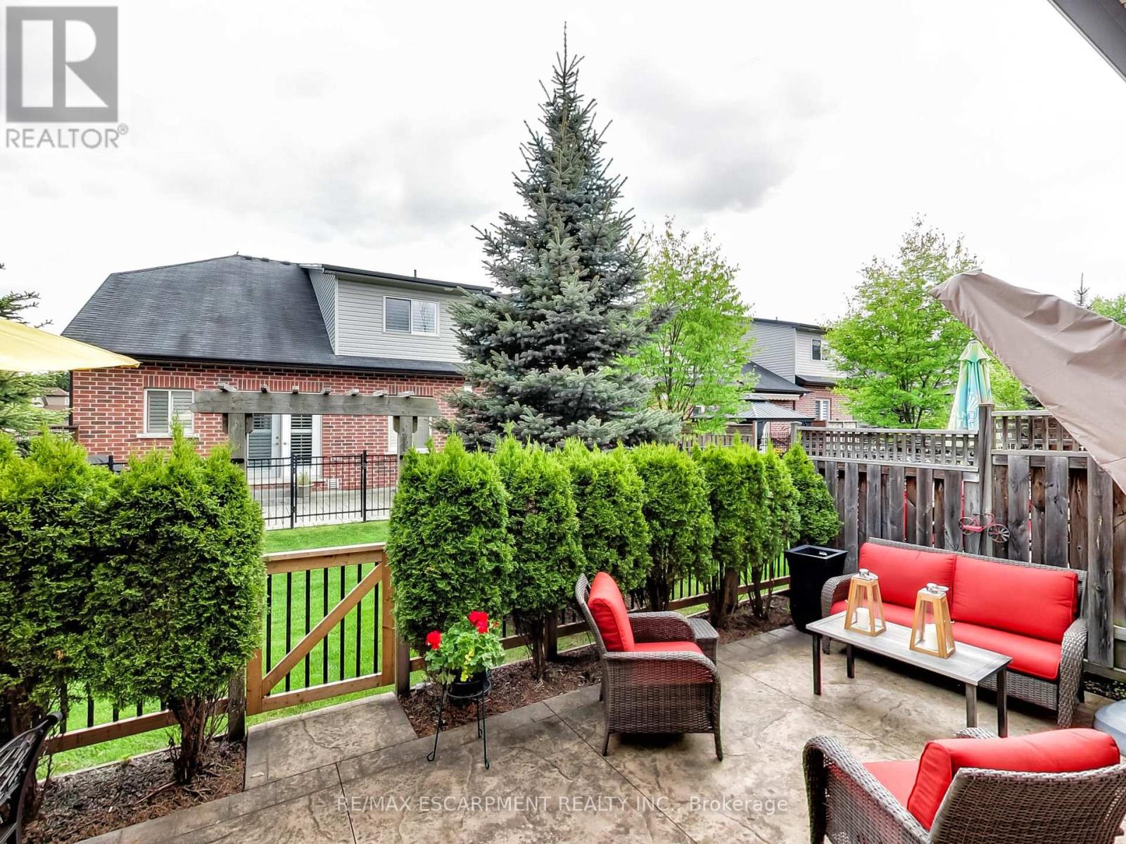 89 Toulon Avenue, Hamilton, Ontario  L9K 0E7 - Photo 39 - X12189204