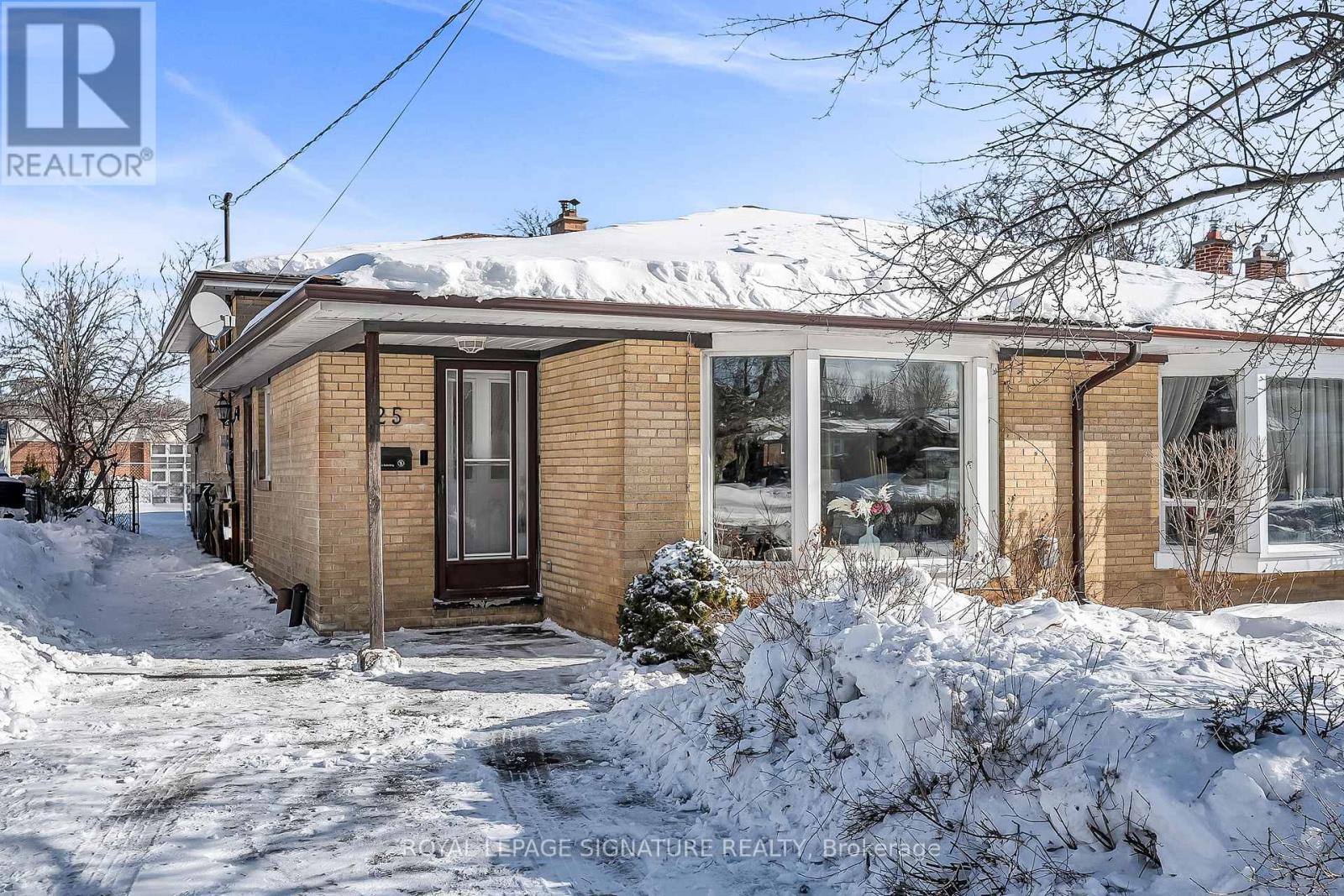 25 ROYWOOD DRIVE, Toronto, Ontario