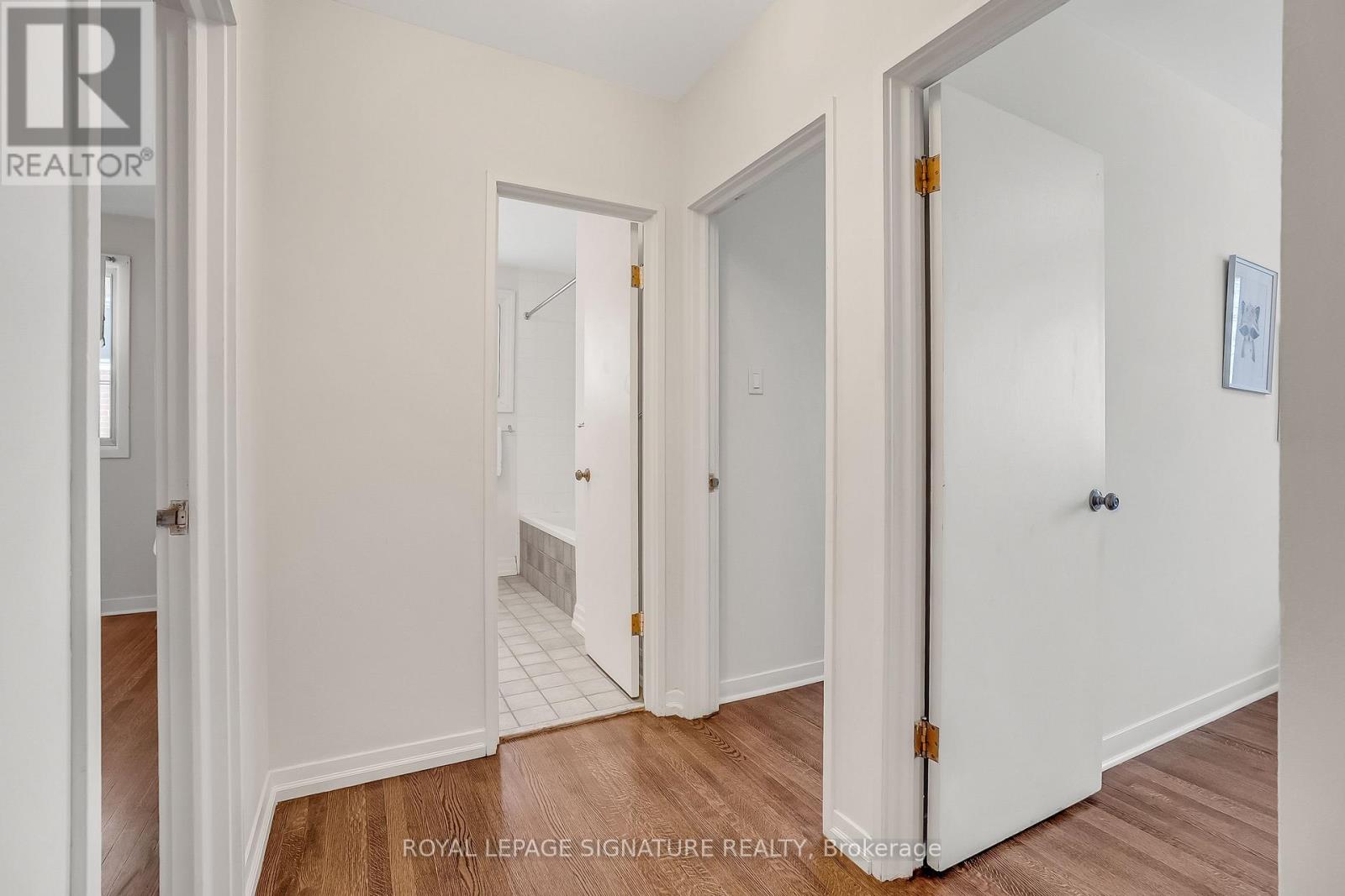 25 Roywood Drive, Toronto, Ontario  M3A 2C7 - Photo 16 - C12774356