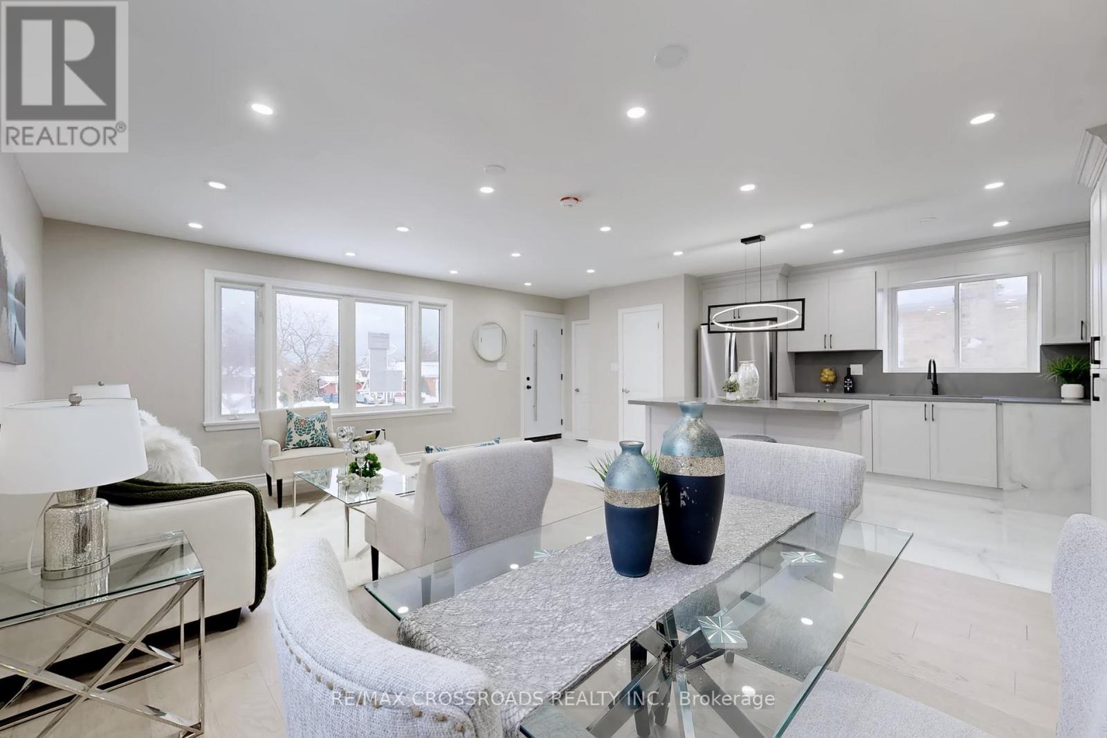 126 Portsdown Road, Toronto, Ontario  M1P 1V5 - Photo 10 - E12774352