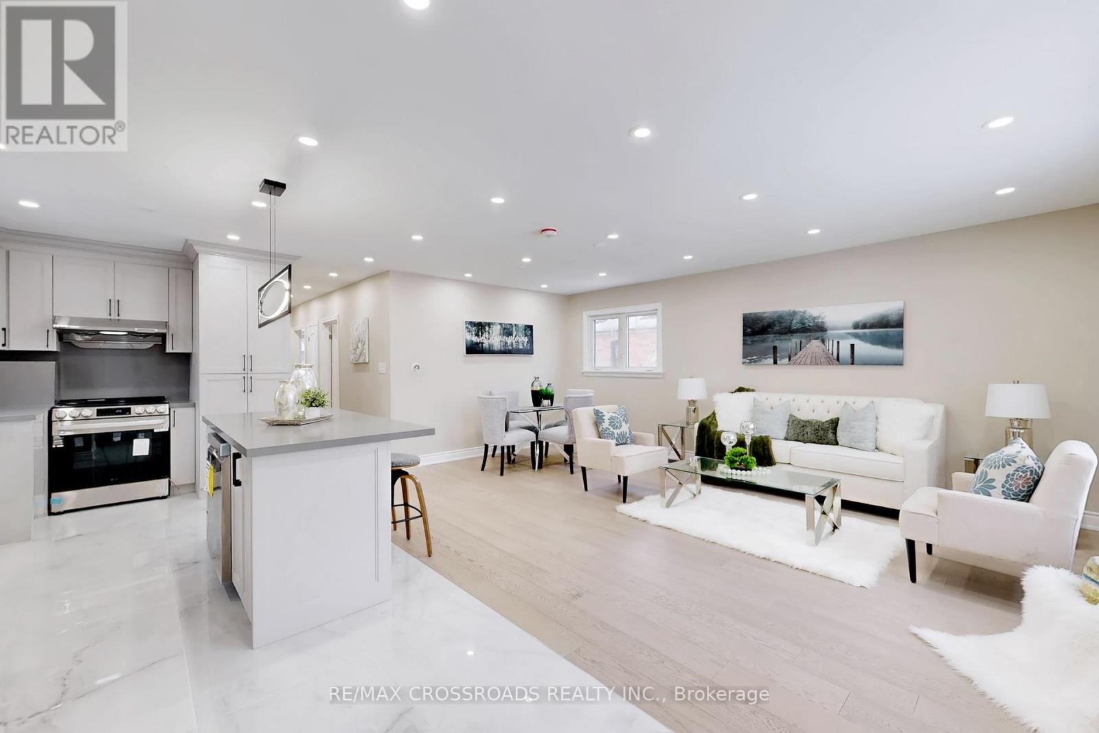 126 Portsdown Road, Toronto, Ontario  M1P 1V5 - Photo 5 - E12774352