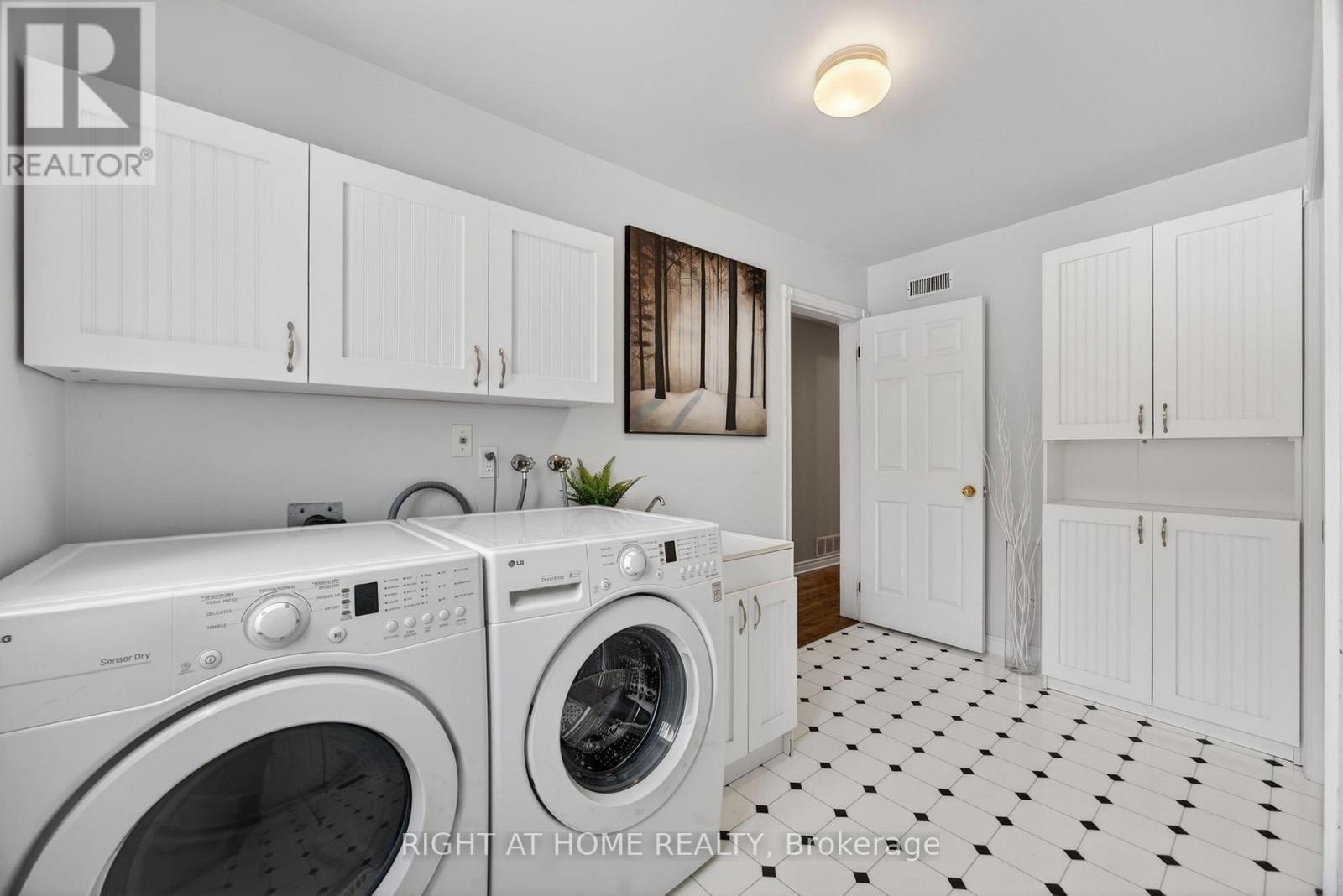 54 Highland Drive, Oro-Medonte, Ontario  L0L 2L0 - Photo 20 - S12774372