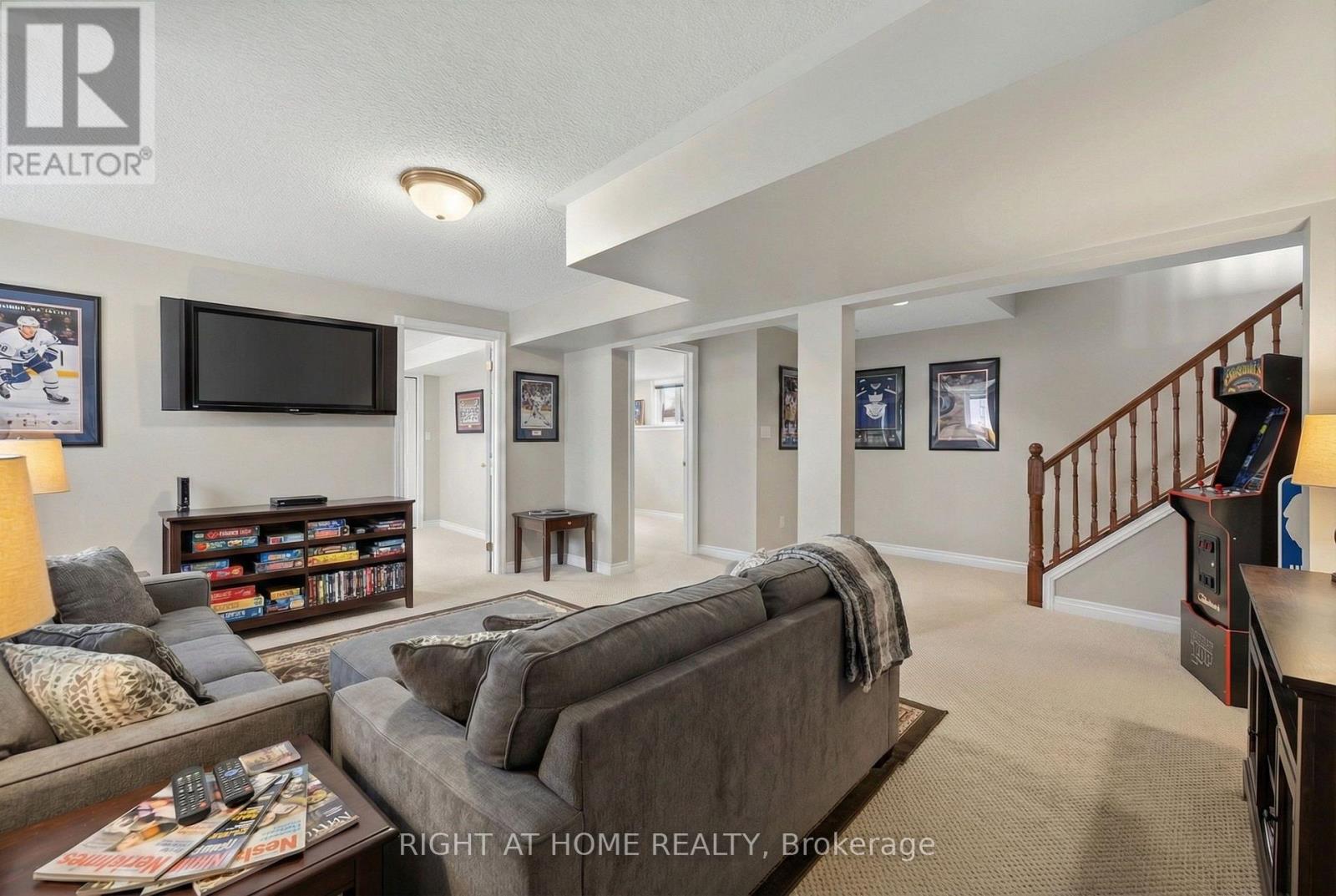 54 Highland Drive, Oro-Medonte, Ontario  L0L 2L0 - Photo 34 - S12774372