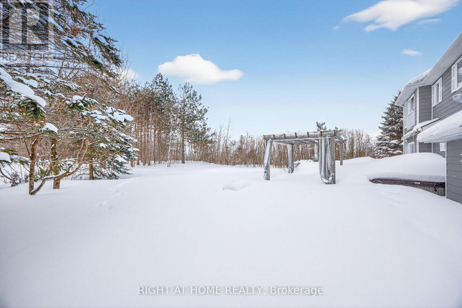 54 Highland Drive, Oro-Medonte, Ontario  L0L 2L0 - Photo 44 - S12774372