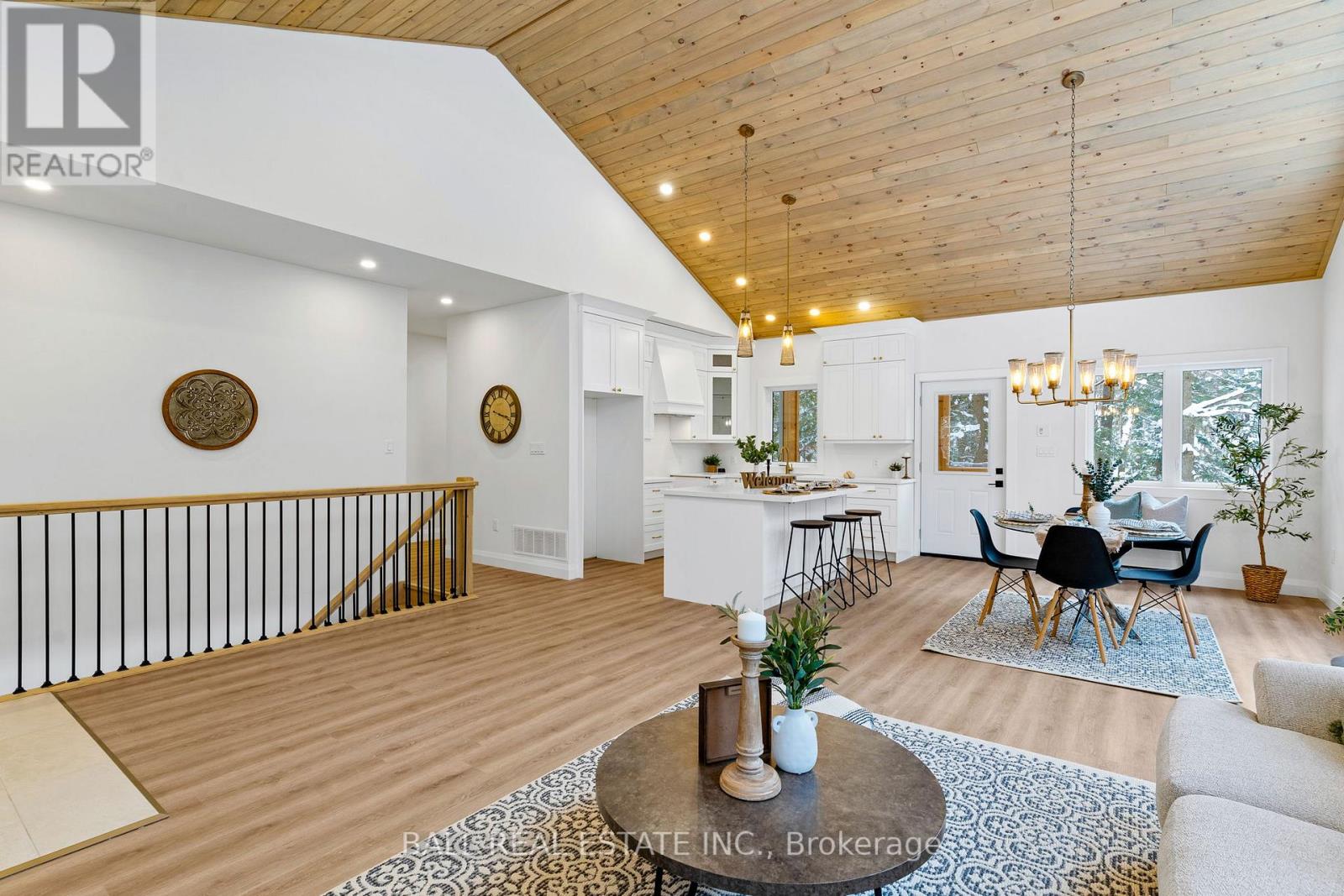 180 Lakeview Street, Dysart Et Al, Ontario  K0M 1S0 - Photo 7 - X12763098