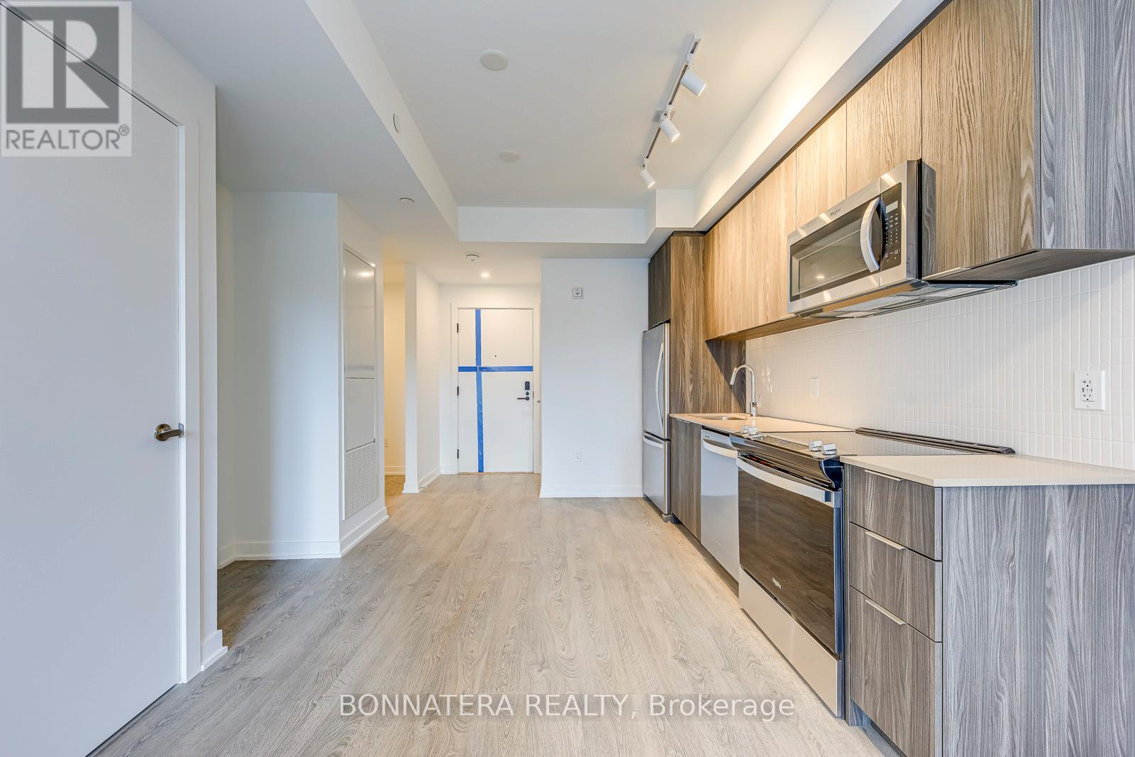 210 - 720 Whitlock Avenue, Milton, Ontario  L9E 2B5 - Photo 12 - W12774364