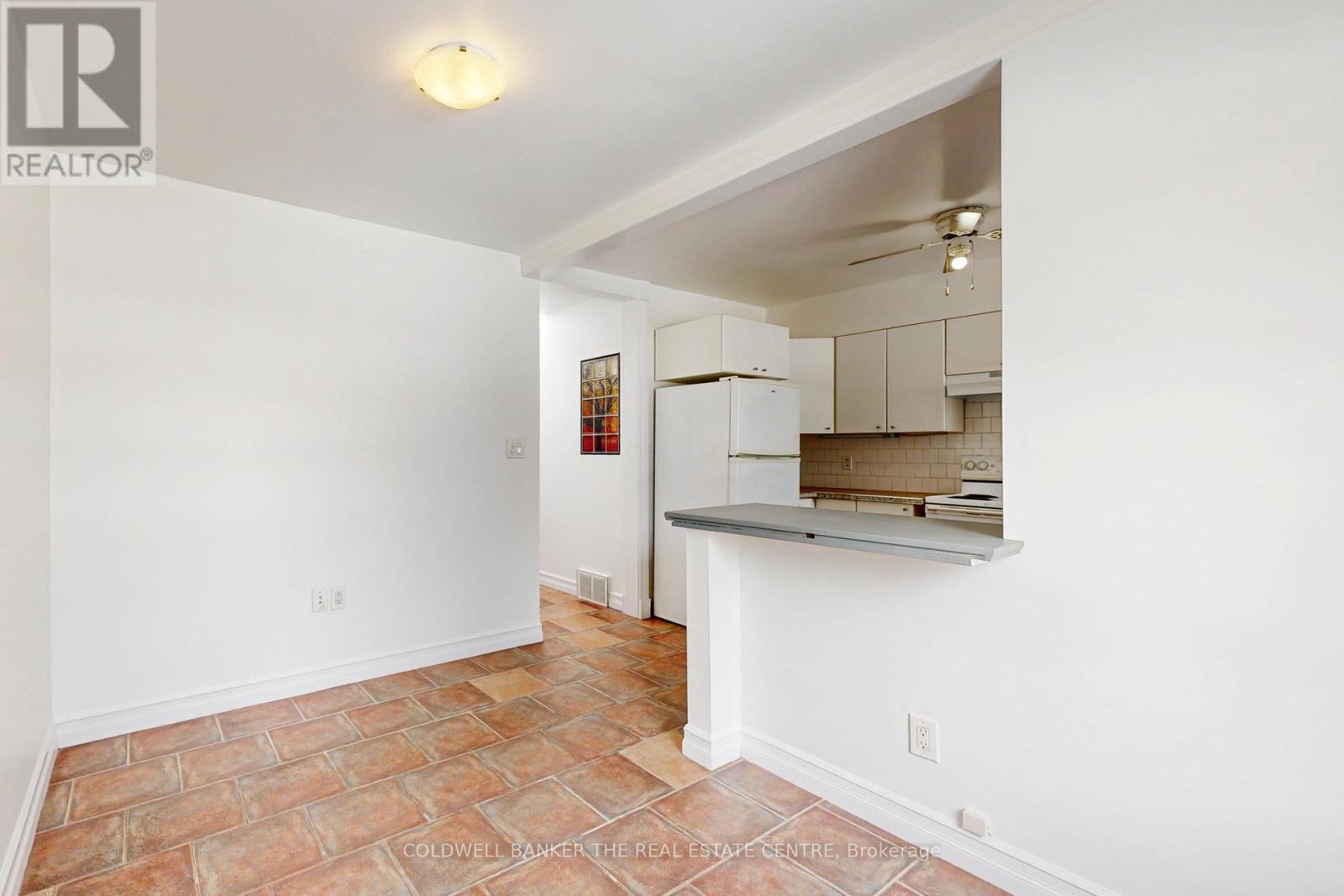 686a The Queensway, Toronto, Ontario  M8Y 1K9 - Photo 25 - W12774368