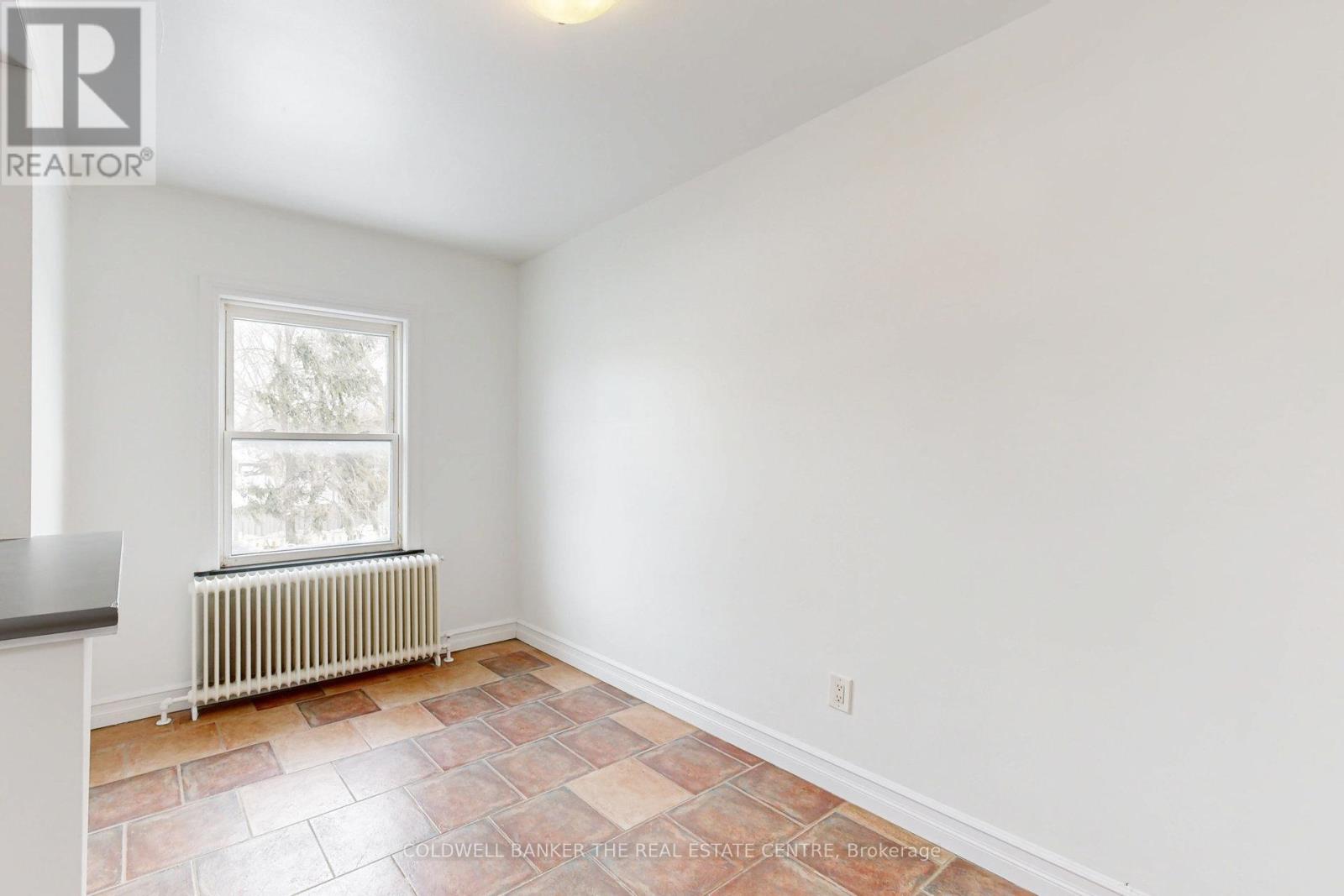 686a The Queensway, Toronto, Ontario  M8Y 1K9 - Photo 26 - W12774368