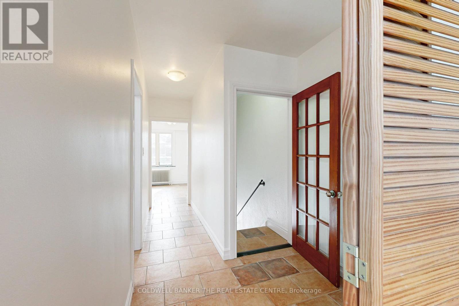 686a The Queensway, Toronto, Ontario  M8Y 1K9 - Photo 5 - W12774368