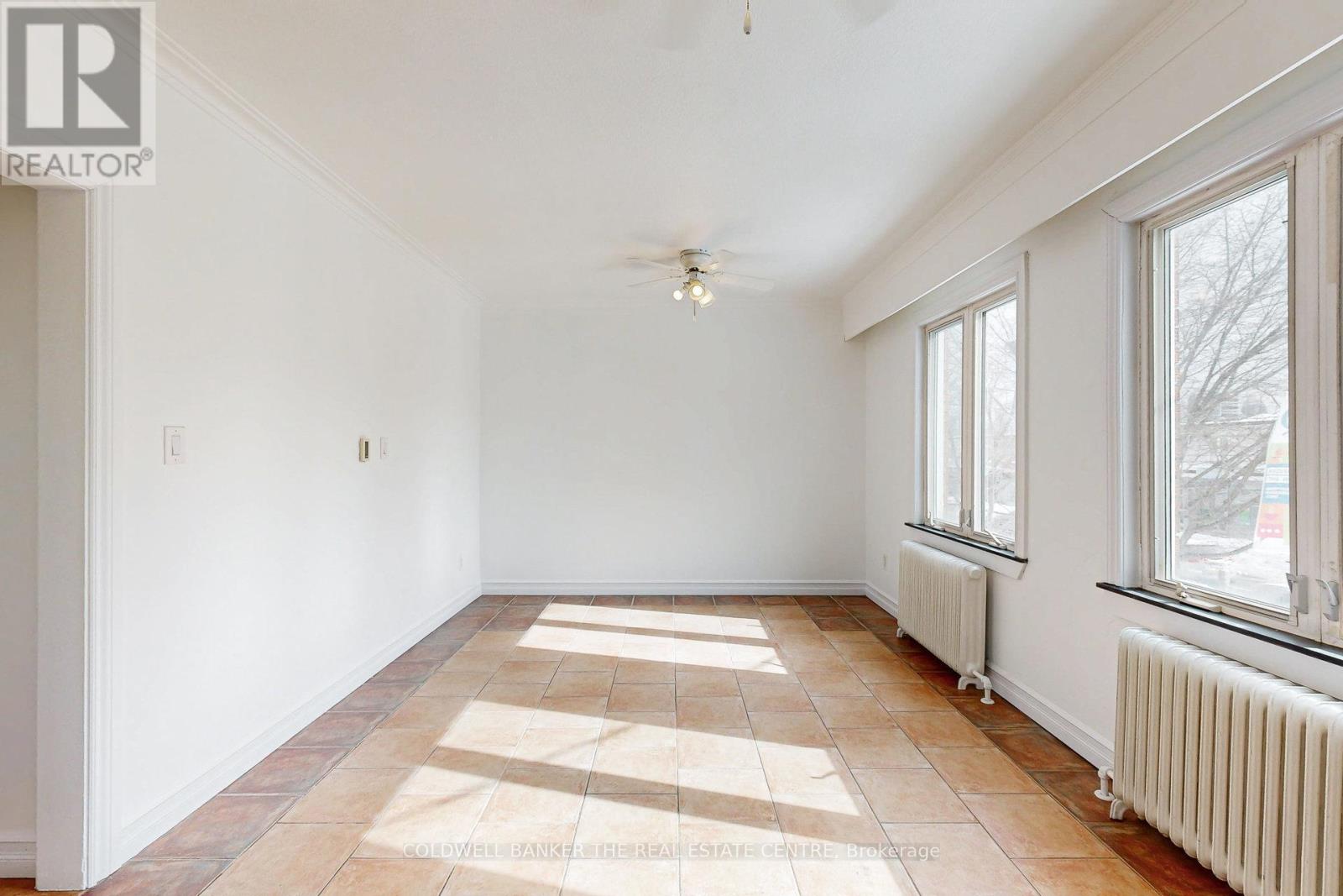 686a The Queensway, Toronto, Ontario  M8Y 1K9 - Photo 8 - W12774368