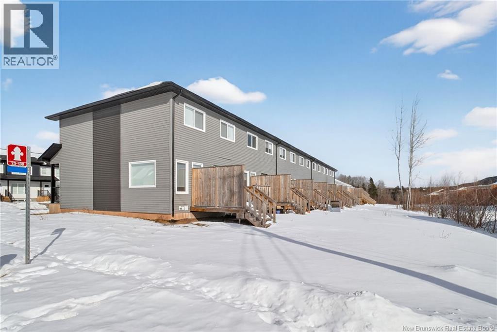 412-424 Damien Street, Dieppe, New Brunswick  E1A 9C3 - Photo 4 - NB133427