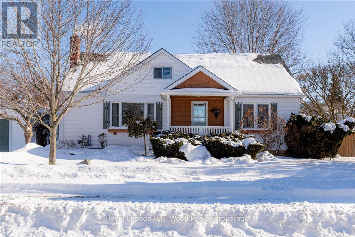 14 ALBERT STREET, norwich (norwich town), Ontario