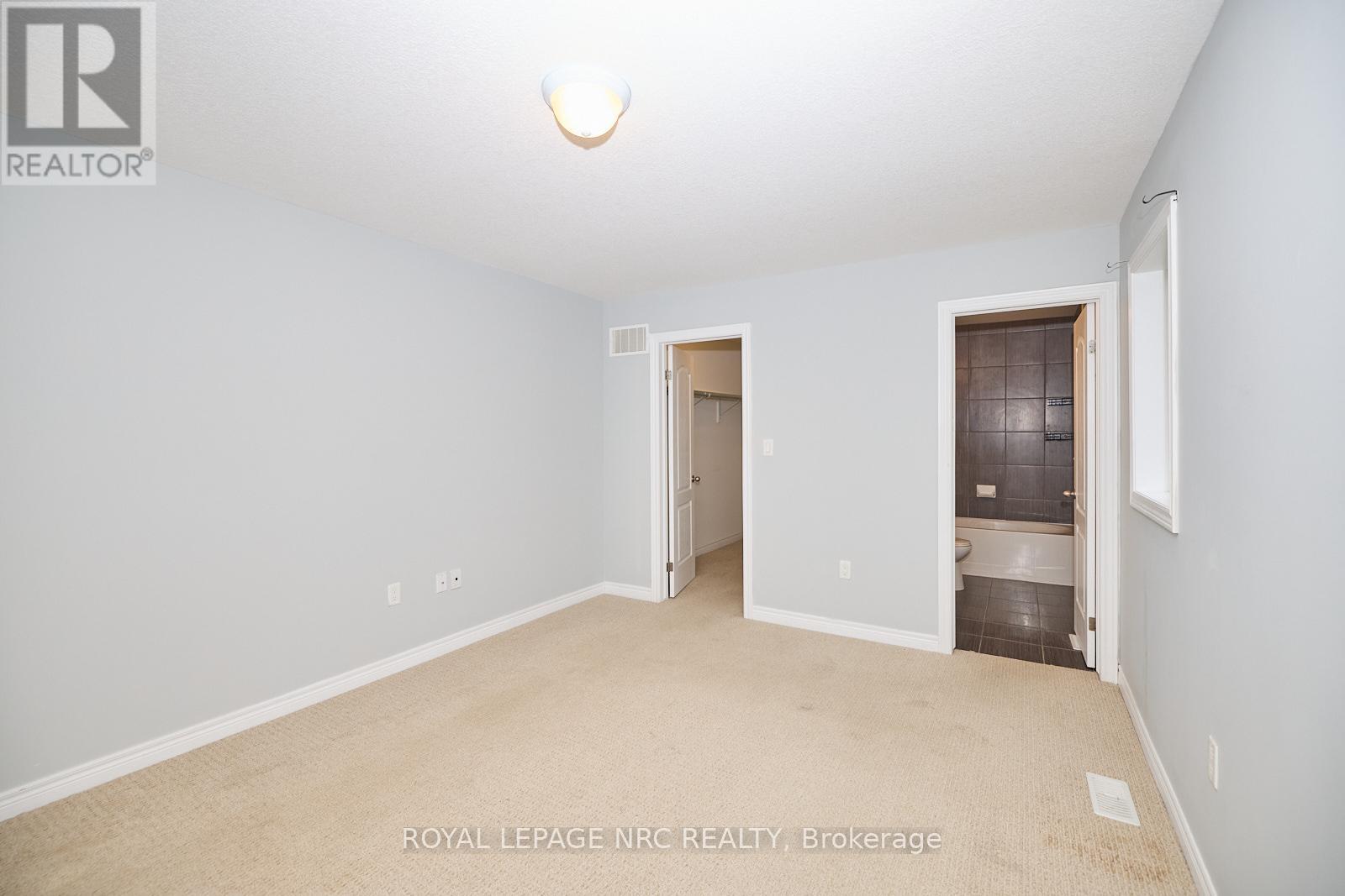 9204 White Oak Avenue, Niagara Falls, Ontario  L2G 0G7 - Photo 16 - X12774396