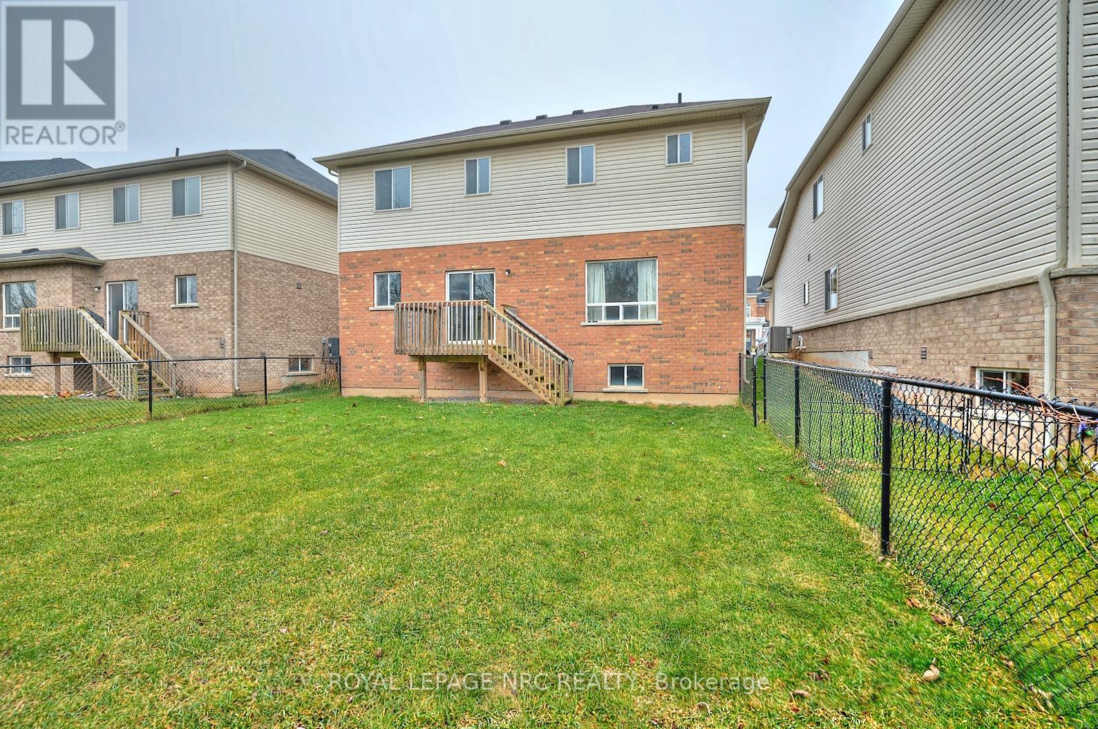 9204 White Oak Avenue, Niagara Falls, Ontario  L2G 0G7 - Photo 35 - X12774396