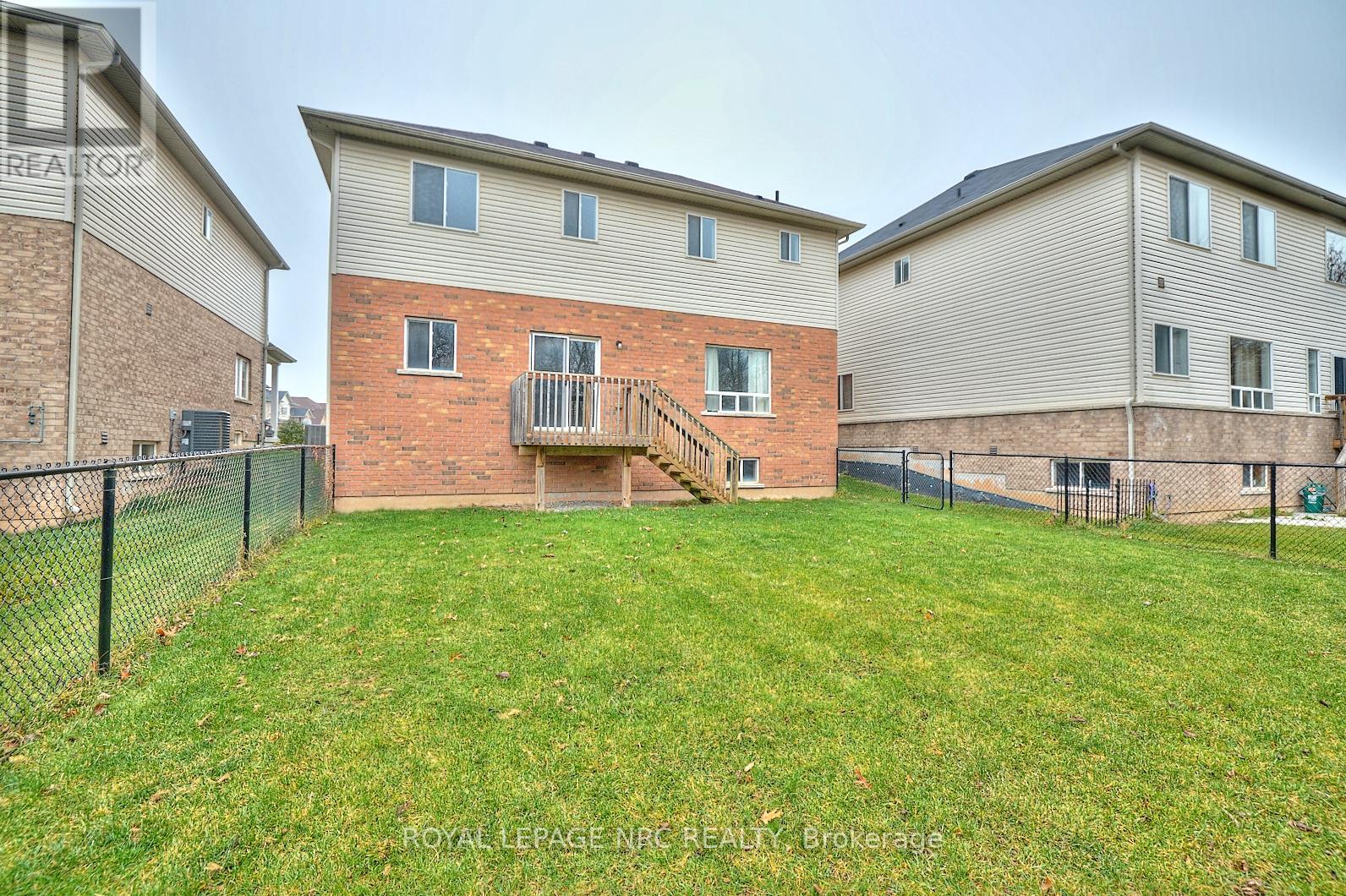 9204 White Oak Avenue, Niagara Falls, Ontario  L2G 0G7 - Photo 37 - X12774396