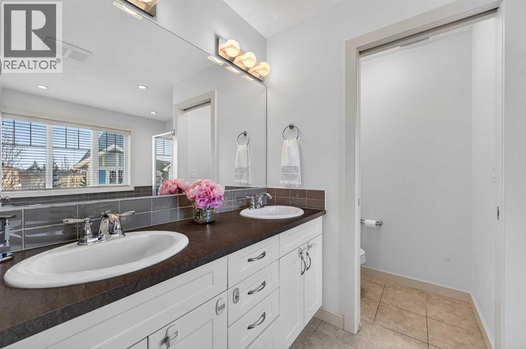 13, 66 Beny-Sur-Mer Road Sw, Calgary, Alberta  T3E 7Y3 - Photo 15 - A2278681