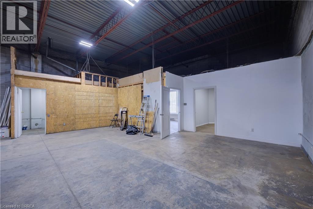 84 Copernicus Boulevard Unit# 2, Brantford, Ontario  N3P 1K5 - Photo 14 - 40784892