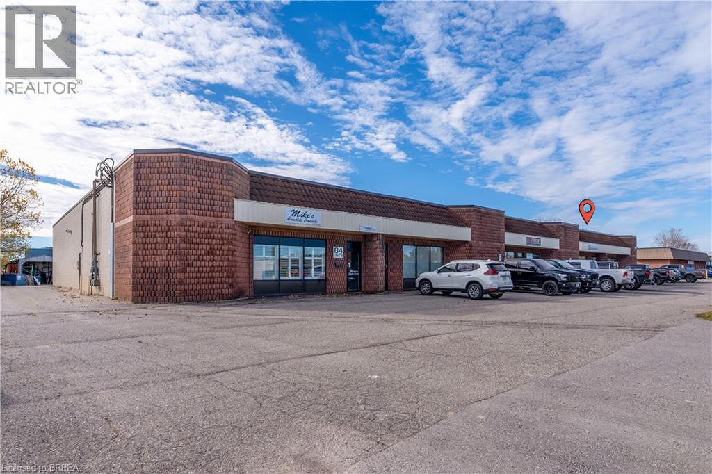 84 Copernicus Boulevard Unit# 2, Brantford, Ontario  N3P 1K5 - Photo 3 - 40784892