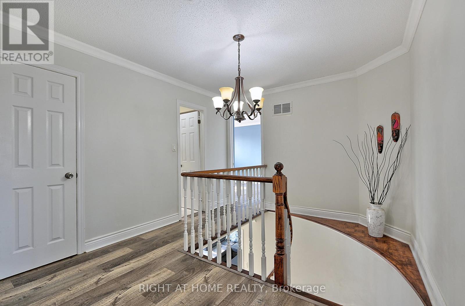 224 Ridgefield Crescent, Vaughan, Ontario  L6A 1J6 - Photo 16 - N12774414